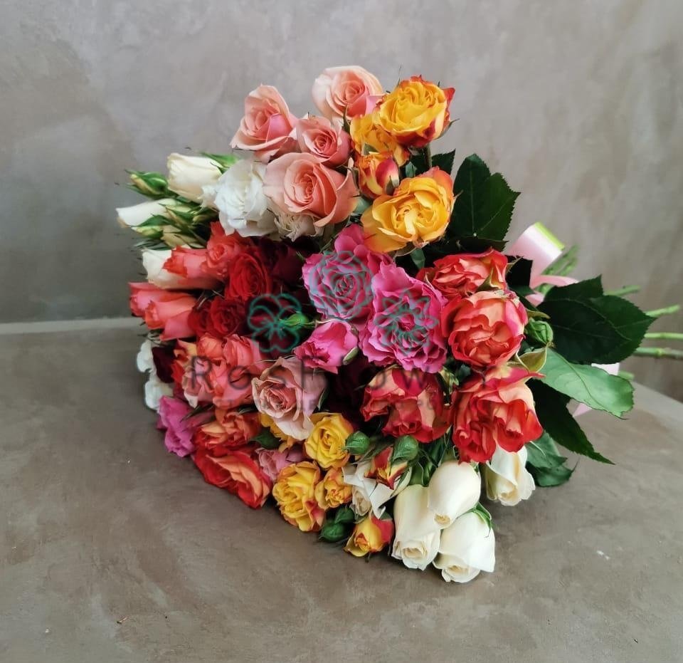 Букет цветов из: Розы в Придорожном