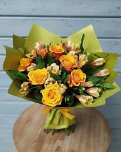 Букет цветов из:  Альстромерии и Розы в Придорожном