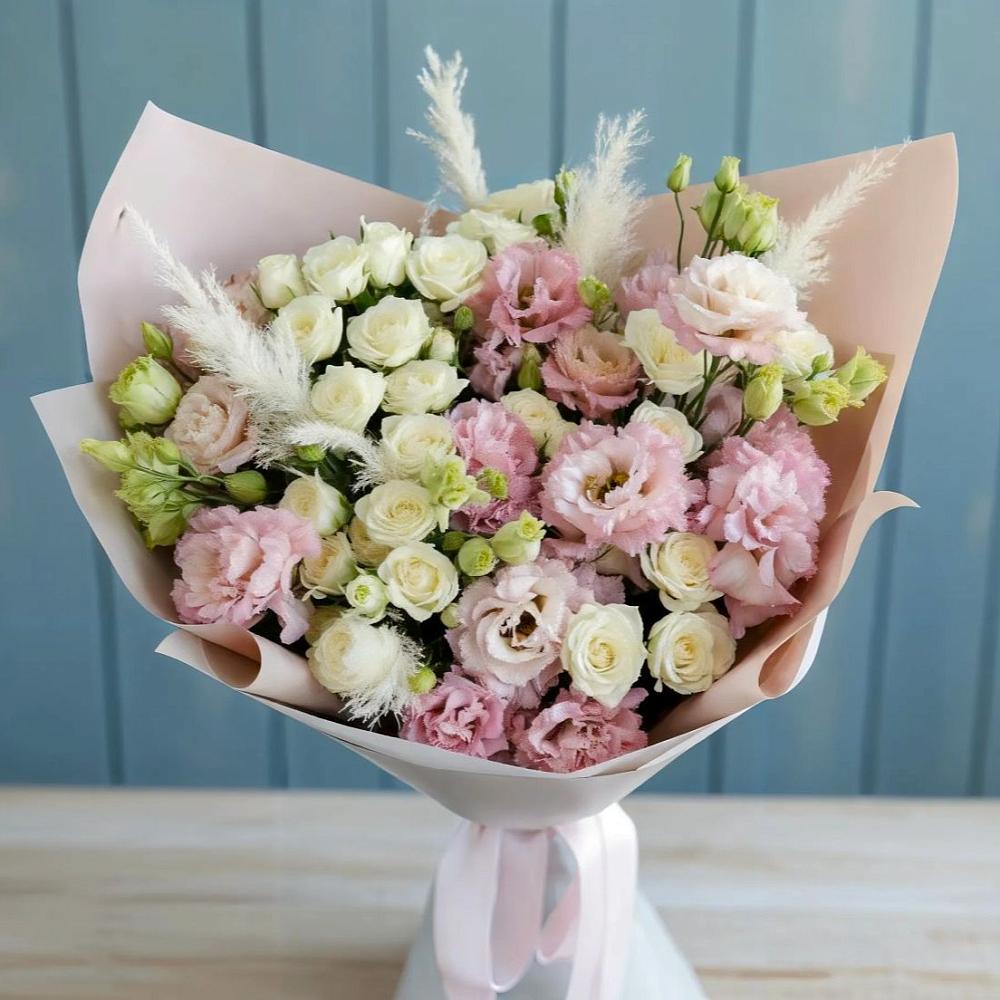 Букет цветов из: Альстромерии и Розы в Придорожном