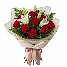 Букет цветов из:  Лилии и Розы в Придорожном