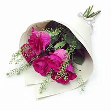 Букет цветов из:  Розы в Придорожном