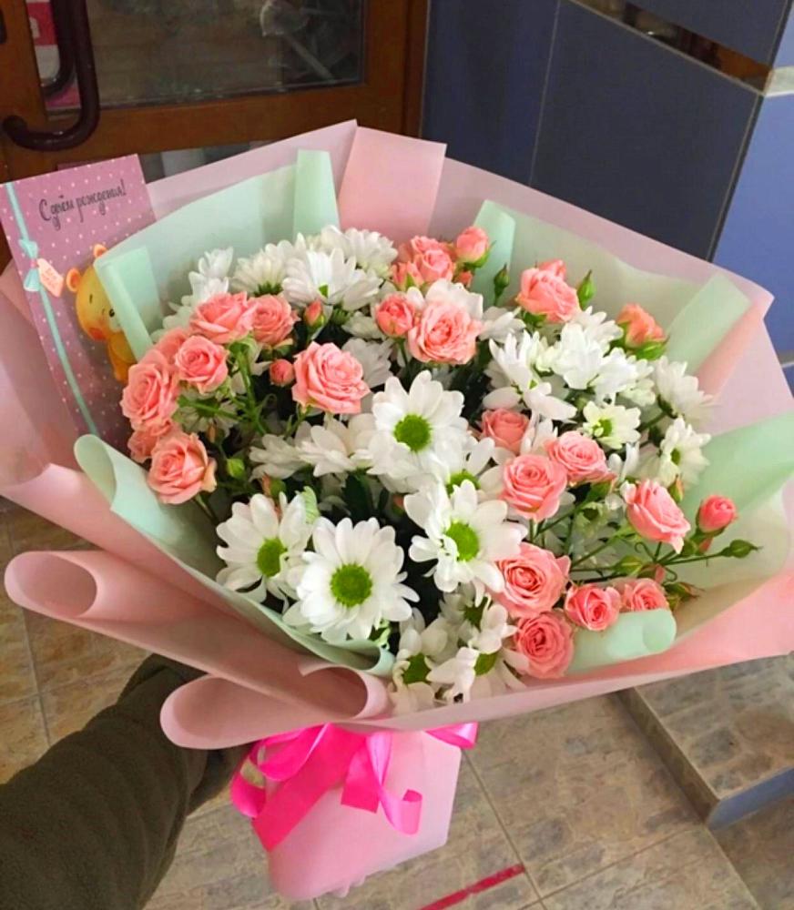 Букет цветов из: Розы и Хризантемы в Придорожном