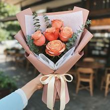 Букет цветов из:  Розы #REPLACE_PRED# Придорожном