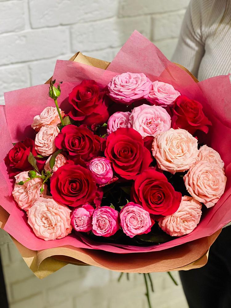 Букет цветов из: Розы в Придорожном