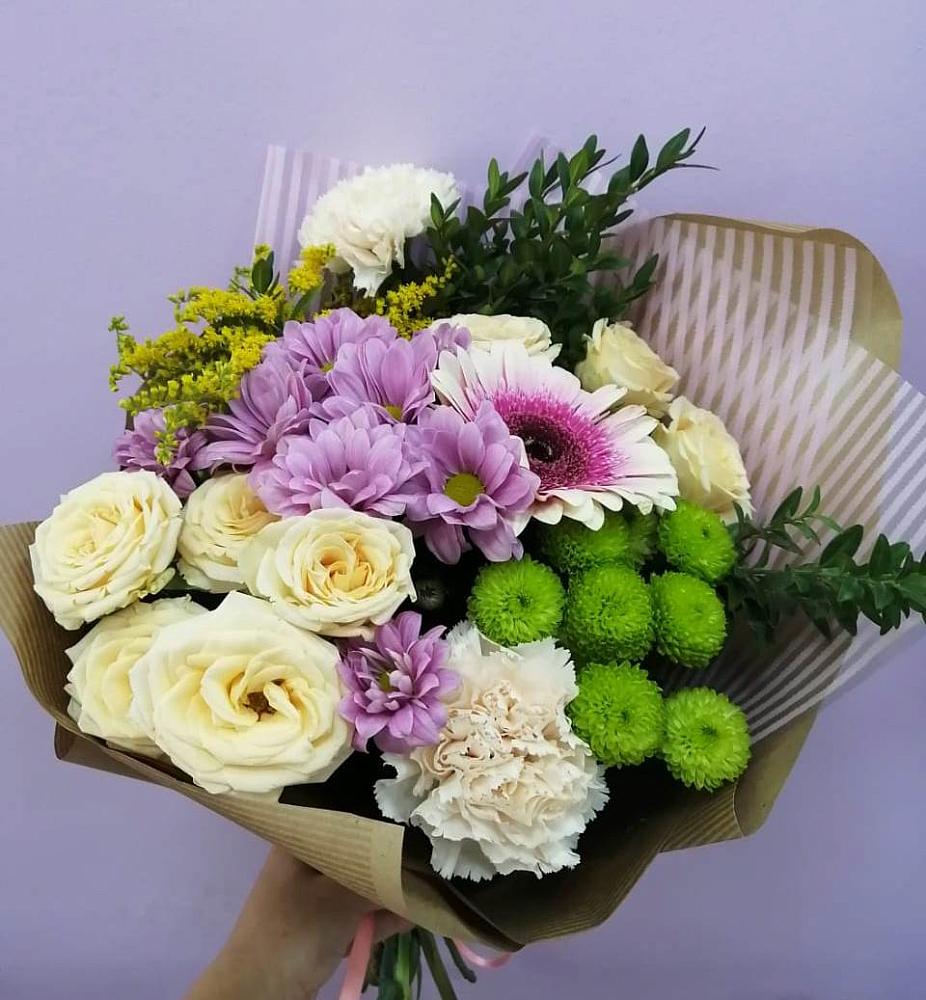 Букет цветов из: Хризантемы, Розы, Гвоздики и Герберы в Придорожном