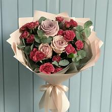 Букет цветов из:  Гвоздики и Розы в Придорожном