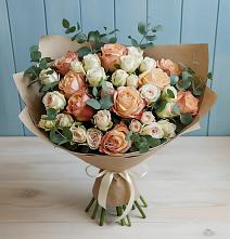 Букет цветов из:  Альстромерии и Розы в Придорожном