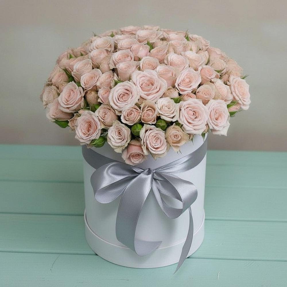 Цветочная композиция из Розы в шляпной коробке в Придорожном