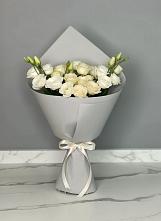 Букет цветов из:  Розы и Лизиантусы в Придорожном